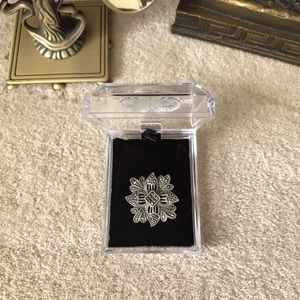 Vintage Sterling Silver Brooch